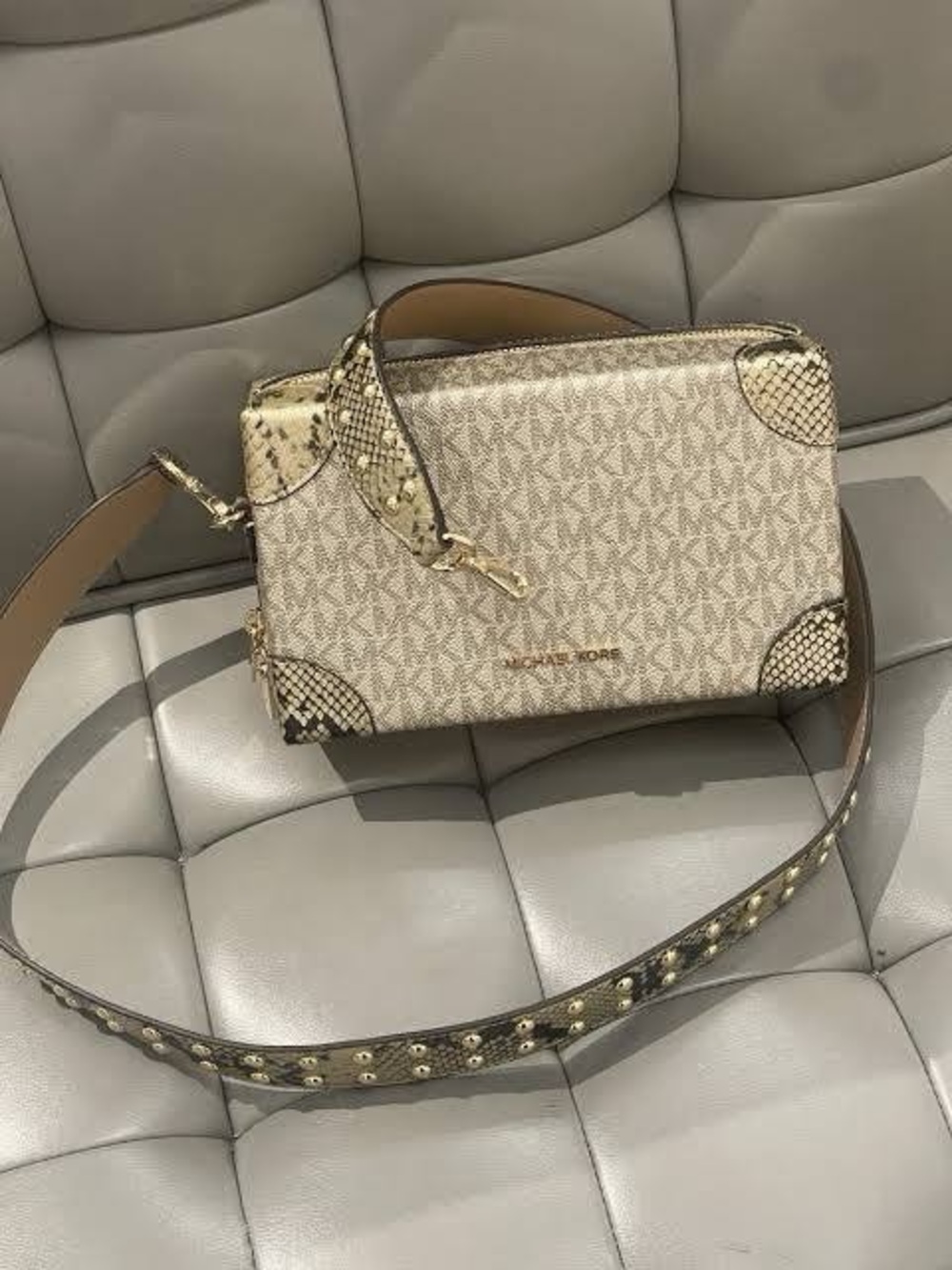 Walnut Michael Kors Jeanie crossbody NWT